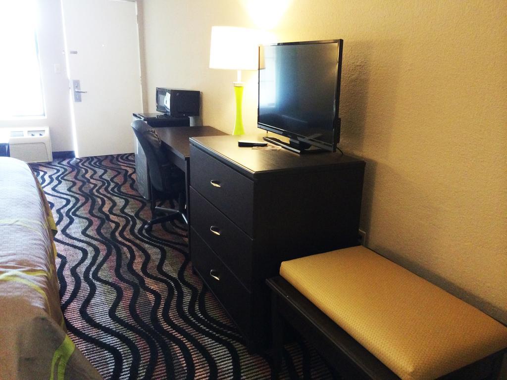 Super 8 By Wyndham Lakeland Kültér fotó