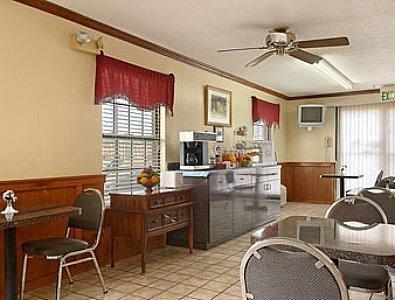 Super 8 By Wyndham Lakeland Kültér fotó